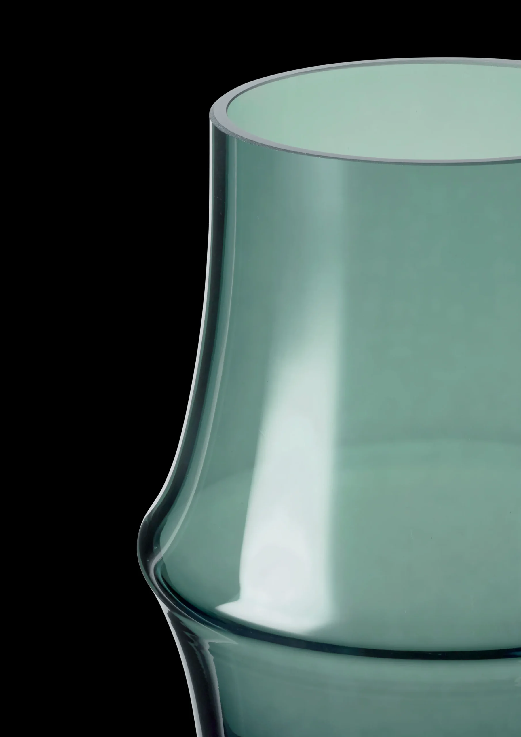 Holmegaard Vase H21 cm i grøn fra serien ARC | Køb her