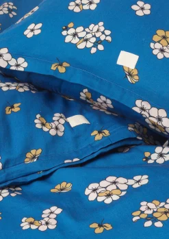 JUNA Grand Pleasantly Sengetøj 140x200 cm blå DK | Køb her