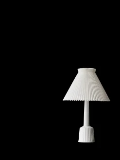 Lyngby Porcelæn Esben Klint Lampe EU stik H67 hvid | Køb her