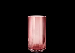 Lyngby Porcelæn Lyngby Vase burgundy mundblæst glas